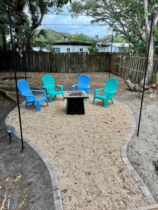 Villa Beach Bungalow In Downtown Cocoa Beach Exterior foto