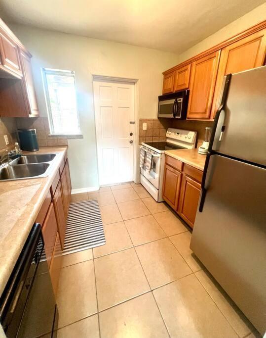 Villa Beach Bungalow In Downtown Cocoa Beach Exterior foto